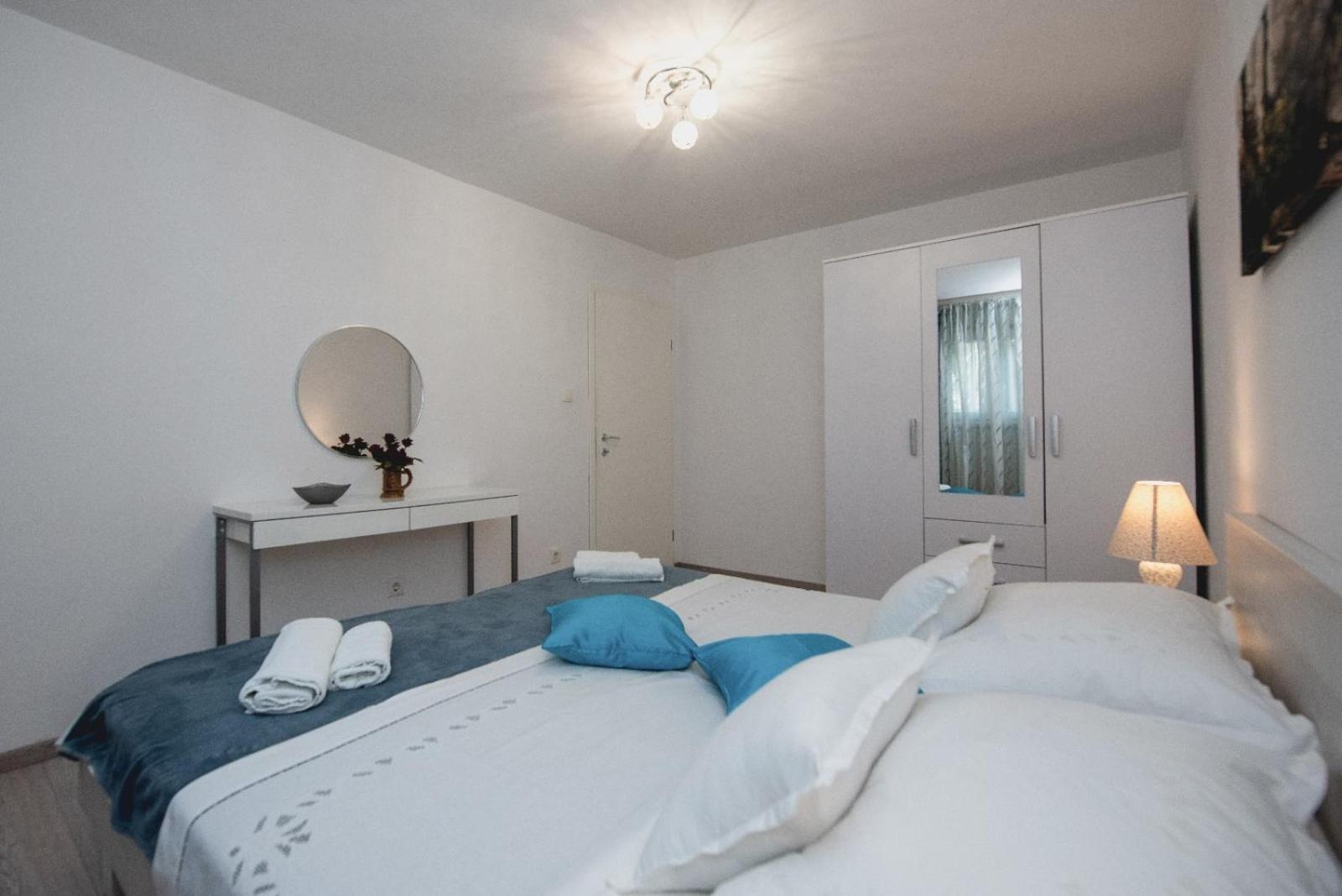 Apartments Mate Split Luaran gambar